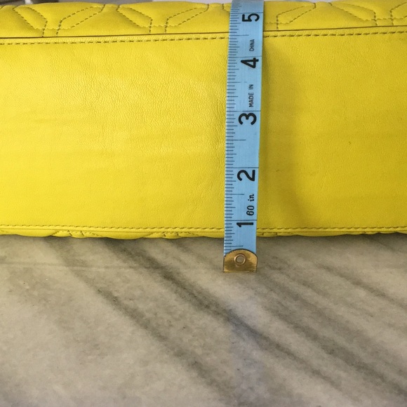 ****SOLD***Kate Spade Quilted Bag w/ Polka Dots - Picture 7 of 15